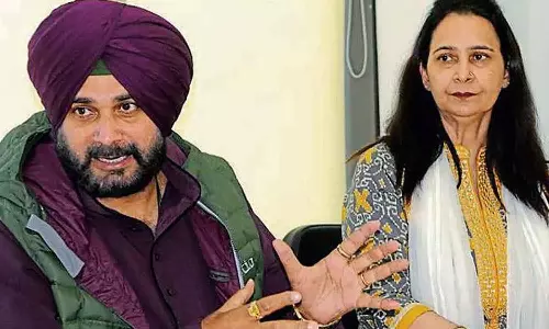 Navjot Singh Sidhus wife diagnosed with cancer, pens letter to jailed husband