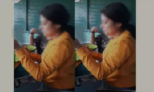 ഷാപ്പിലിരുന്ന് കള്ള് കുടിക്കുന്ന ഇൻസ്റ്റഗ്രാം വീഡിയോ; യുവതിയെ എക്സൈസ് അറസ്റ്റ് ചെയ്തു ഷാപ്പിലിരുന്ന് കള്ള് കുടിക്കുന്ന ഇൻസ്റ്റഗ്രാം വീഡിയോ; യുവതിയെ എക്സൈസ് അറസ്റ്റ് ചെയ്തു