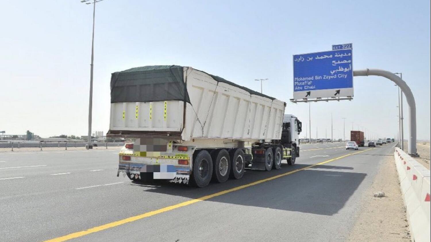 Restrictions on buses and trucks in Abu Dhabi