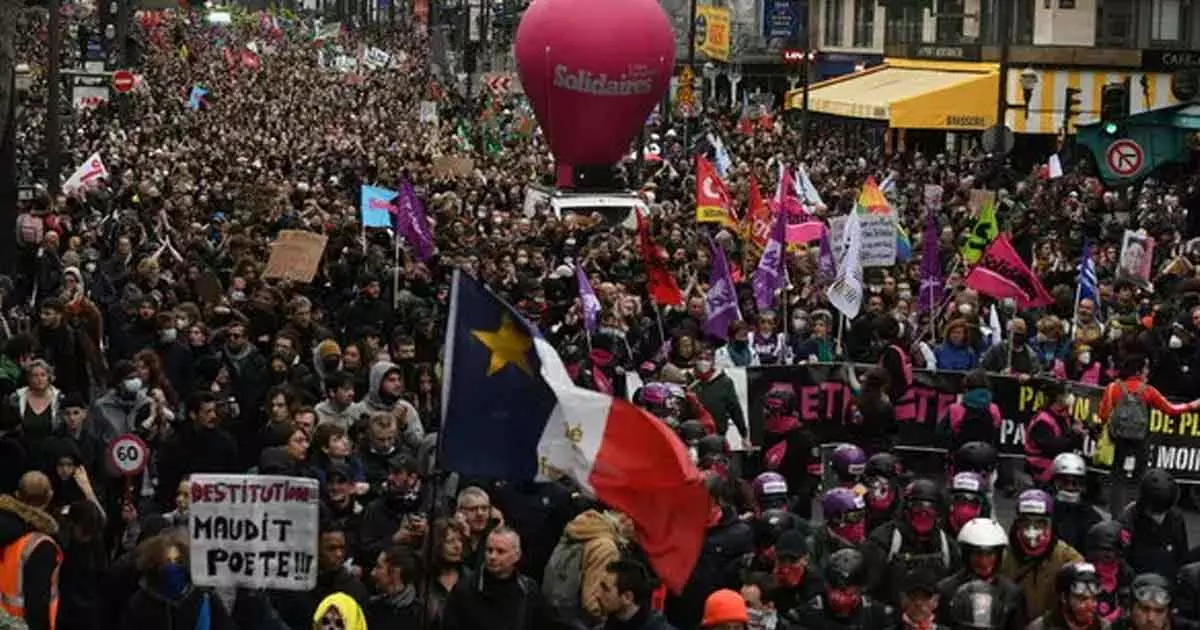 protest against pension bill in France protest against pension bill in France
