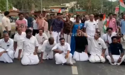 Protest in Mukkam over Rahul Gandhis disqualification