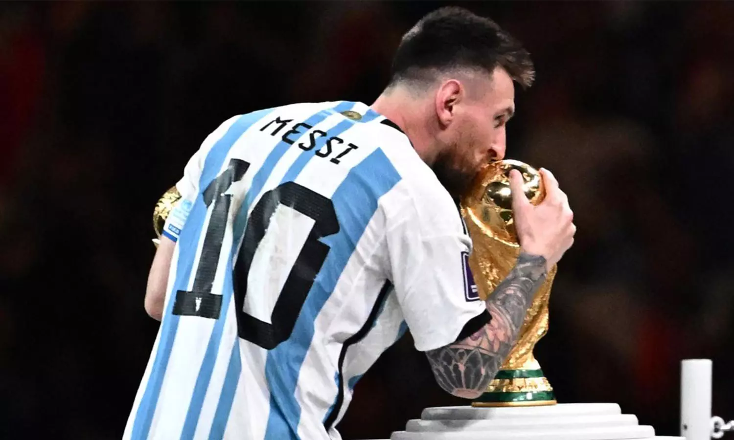 ഖത്തർ ലോകകപ്പിന്റെ കഥ: റിട്ടൺ ഓൺ ദി സ്റ്റാർസ് ചലച്ചിത്രം പുറത്തിറക്കി ഫിഫ ഖത്തർ ലോകകപ്പിന്റെ കഥ: റിട്ടൺ ഓൺ ദി സ്റ്റാർസ് ചലച്ചിത്രം പുറത്തിറക്കി ഫിഫ