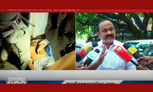 തിരഞ്ഞുപിടിച്ച് തലയടിച്ച് പൊട്ടിച്ചു, മുഖ്യമന്ത്രിയുടെ നിർദേശമാണത്; സംസ്ഥാന സർക്കാരിന് ഇരട്ട അജണ്ടയെന്ന് വി.ഡി സതീശൻ