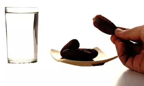 ഒന്‍പതാം മാസത്തിലെ വിശപ്പ്