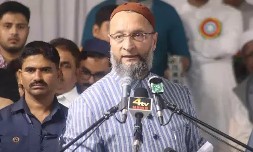 Remarks against SC: Allahabad HC stays action against Owaisi Remarks against SC: Allahabad HC stays action against Owaisi
