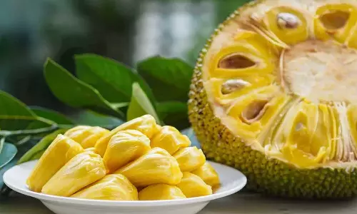 Bantwal: Auction of jackfruit at Moolarapatna mosque – Devotee buys one fruit for Rs 4.33 lac
