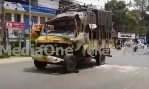 Kayamkulam, Ganamela troupe, van,  private bus, ACCIDENT
