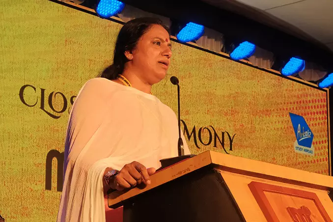 സെന്‍സര്‍ഷിപ്പ് സിനിമയുടെ ആശയത്തെ പരിമിതപ്പെടുത്തും - ജോളി ചിറയത്ത്