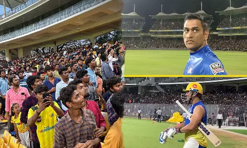 ChennaifansroarforMSDhoni