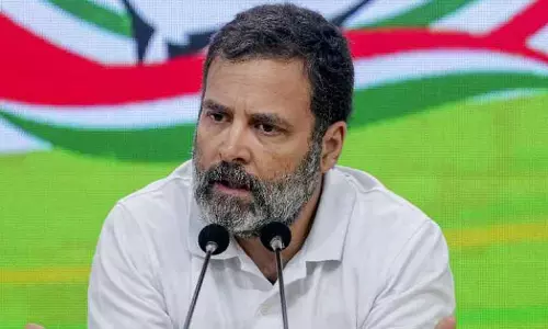 രാഹുലിൻ്റെ അദാനി വീഡിയോ: കോൺഗ്രസിൻ്റെ പരാതി പരിശോധിക്കുമെന്ന് യുട്യൂബ് രാഹുലിൻ്റെ അദാനി വീഡിയോ: കോൺഗ്രസിൻ്റെ പരാതി പരിശോധിക്കുമെന്ന് യുട്യൂബ്