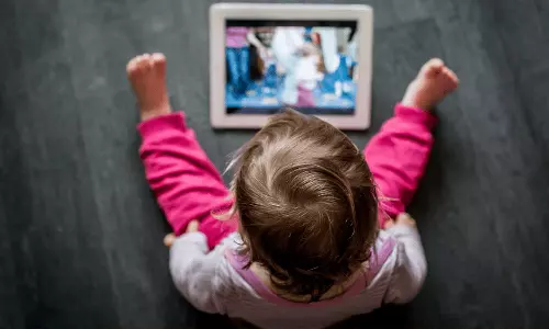 Too much time online might raise kids odds for mental health woes: Study,Too much time online kids,Child Spend Too Much Time Online?,കുട്ടികളുടെ അമിത മൊബൈല്‍ ഉപയോഗം ദോഷകരം,health news