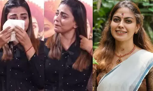 actor Anusreeactor Anusree Say Her Hand Was Paralyzed For 9Months,എട്ട് -ഒമ്പത് മാസത്തോളം ഒരു കൈ പാരലൈസ്ഡ് ആയിരുന്നു, സിനിമയൊക്കെ അവസാനിച്ചെന്ന് തോന്നിപ്പോയി; അനുശ്രീ,രോഗാവസ്ഥ തുറന്ന് പറഞ്ഞ് അനുശ്രീ,രോഗാവസ്ഥയെകുറിച്ച് അനുശ്രീ,