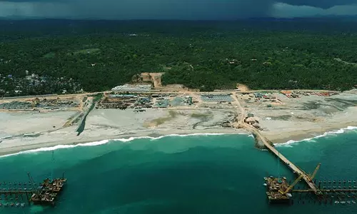 Vizhinjam port construction: 100 crores to be handed over to Adani Group, breaking news malayalam