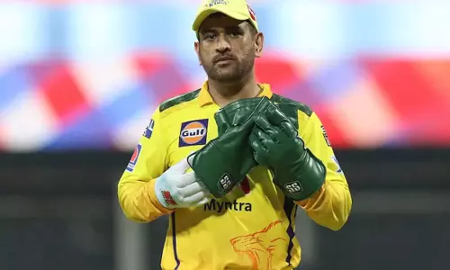 ധോണിയുടെ പക്കല്‍ നിന്ന് ഇത്തരമൊരു മോശം തീരുമാനം പ്രതീക്ഷിച്ചില്ല: സെവാഗ്