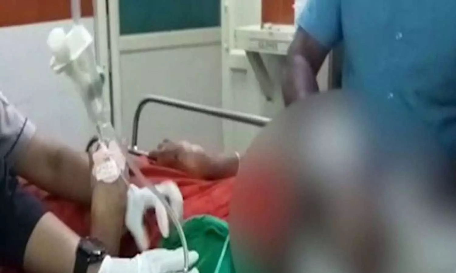 thrissur woman shop owner attacked