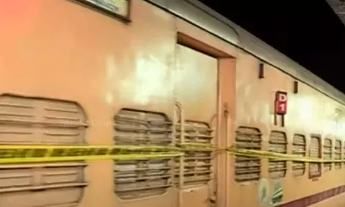 passenger set fire to fellow passenger in alappuzha kanur express
