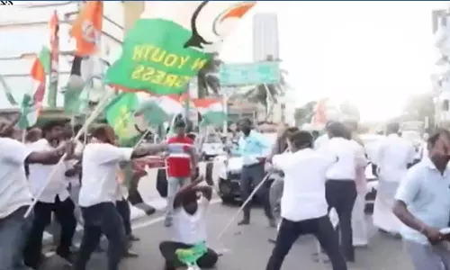 Congress, BJP workers pelt stones, attack each other in Tamil Nadu