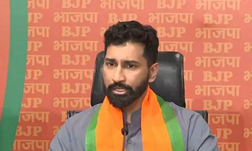 Congress decided to ignore the controversies related to Anil Antonys entry into BJP Congress decided to ignore the controversies related to Anil Antonys entry into BJP