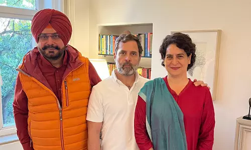 Navjot Sidhu Meets Rahul Gandhi