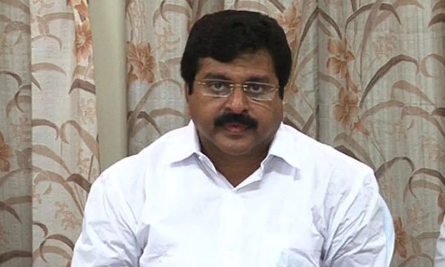 ED sends notice to former minister VS Sivakumar