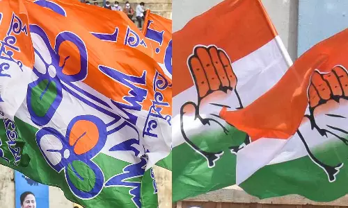 Congress activist bombs sons house for supporting TMC, Kolkata,62-year-old Congress activist was arrested,കോൺഗ്രസ് നേതാവായ പിതാവ് ടി.എം.സി നേതാവായ മകന്റെ വീടിന് നേരെ ബോബെറിഞ്ഞതായി പരാതി; അറസ്റ്റ്,latest malayalam news