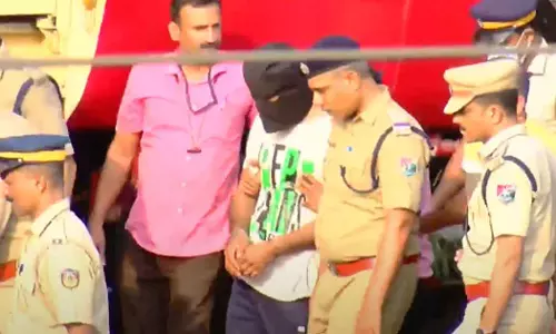 elathur train attack shahrukh saifi taken for evidence collection