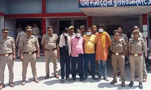 fake complaint , ‘cow slaughter’: 4 members of right-wing group held for implicating Muslim youths, four activists ABHM for submitting a fake complaint,വ്യാജക്കേസ്; മുസ്‍ലിം യുവാക്കളെ പ്രതിയാക്കാൻ ശ്രമിച്ച ഹിന്ദു മഹാസഭ നേതാവടക്കം നാലുപേര്‍ പിടിയിൽ,latest national news,