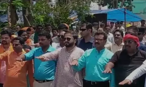 bjp Pledge of economic boycott of Muslims, Christians ,economic boycott in Chhattisgarh,latest national news,ക്രിസ്ത്യാനികളെയും  മുസ്‌ലിംകളെയും സാമ്പത്തികമായി ബഹിഷ്‌കരിക്കും; പ്രതിജ്ഞ ചെയ്ത് ബി.ജെ.പി, വി.എച്ച്.പി പ്രവർത്തകർ