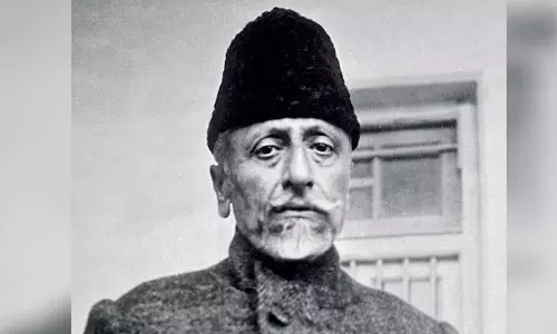 പാഠപുസ്തകങ്ങളില്‍ നിന്ന് മൗലാന അബുൽ കലാം ആസാദിനെ കുറിച്ചുള്ള പരാമർശങ്ങളും ഒഴിവാക്കി എൻ.സി.ഇ.ആർ.ടി