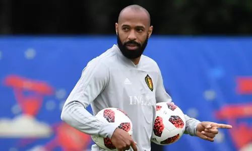 റയൽ മാഡ്രിഡിന്റെ ഈ താരം ലോകത്തിലെ ഏറ്റവും മികച്ച ലെഫ്റ്റ് വിംഗറെന്ന്  തിയറി ഹെൻറി