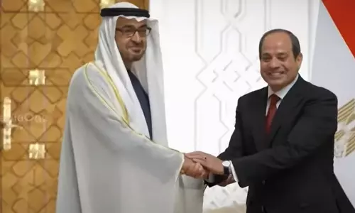 ശൈഖ്​ മുഹമ്മദ്​ കെയ്​റോയിൽ; അൽ സീസിയുമായി കൂടിക്കാഴ്ച നടത്തി