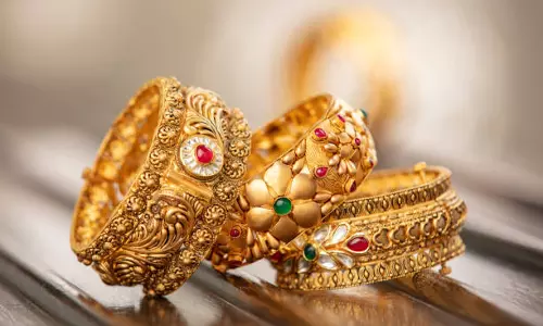 Gold jewellery