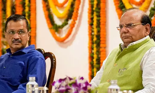 സൗജന്യ വൈദ്യുതിയിൽ ഡൽഹി ലഫ്. ഗവർണറുടെ യൂടേൺ; ഫയലിൽ ഒപ്പിട്ടു, സബ്‍സിഡി തുടരും