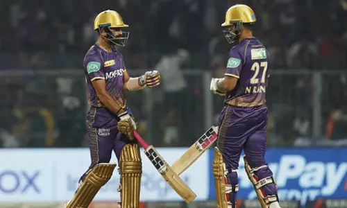 8 ഓവറിൽ 83/4; സൺറൈസേഴ്‌സിനെതിരെ കൊൽക്കത്ത പൊരുതുന്നു