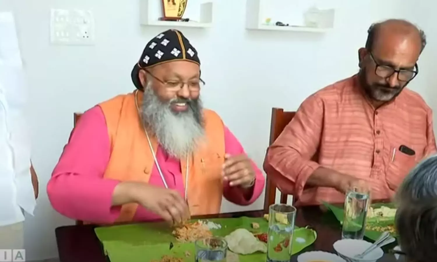 ഗീവർഗീസ് മാർ യൂലിയോസ് ഗീവർഗീസ് മാർ യൂലിയോസ്