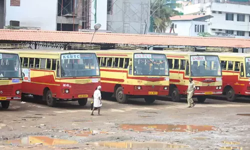 KSRTC, KSRTCsalarydelay, Vishu, jointunionstrike KSRTC, KSRTCsalarydelay, Vishu, jointunionstrike