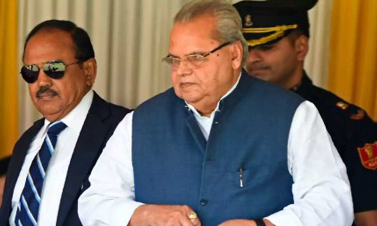 അജിത് ഡോവലും സത്യപാലും അജിത് ഡോവലും സത്യപാലും