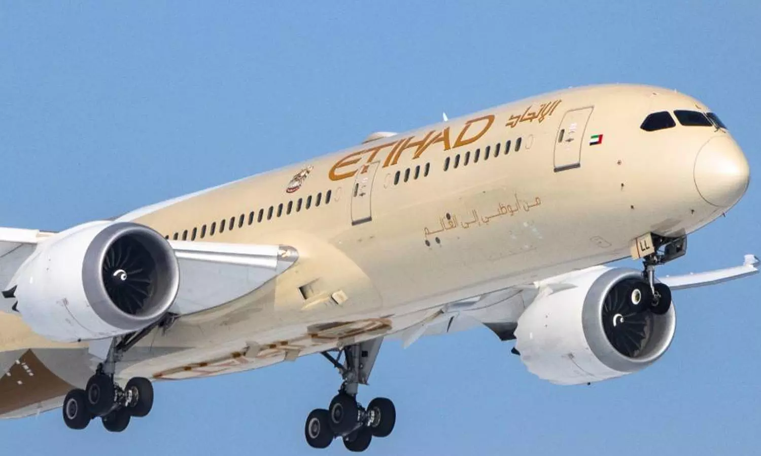 വിമാനയാത്രയിൽ സൗജന്യമായി ചാറ്റിങ് നടത്താം; വൈഫ്ലൈ സംവിധാനം പ്രഖ്യാപിച്ച് ഇത്തിഹാദ്