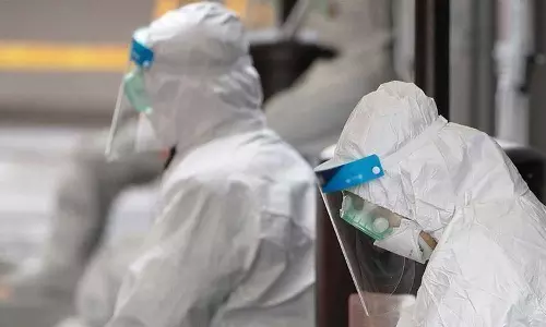 Declared dead due to Covid, man found alive after 2 yrs in Ahmedabad, MP man reunites with family two years later,latest national news,viral news,രണ്ട് വർഷം മുമ്പ് കോവിഡ് ബാധിച്ച് മരിച്ച യുവാവ് ജീവനോടെ വീട്ടിൽ തിരിച്ചെത്തി