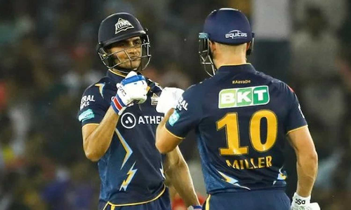 ഗുജറാത്തിന്റെ ഗിൽ, മിൽ ഷോ; രാജസ്ഥാന് ജയിക്കാൻ 178