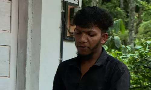 Incident of false case filed against tribal youth: Forest department does not withdraw the case Incident of false case filed against tribal youth: Forest department does not withdraw the case