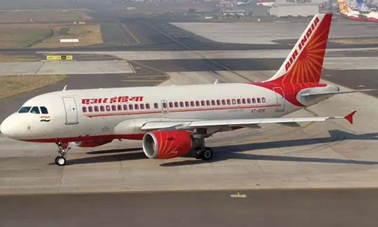 Kannur - Abu Dhabi flight delayed; Passengers in protest