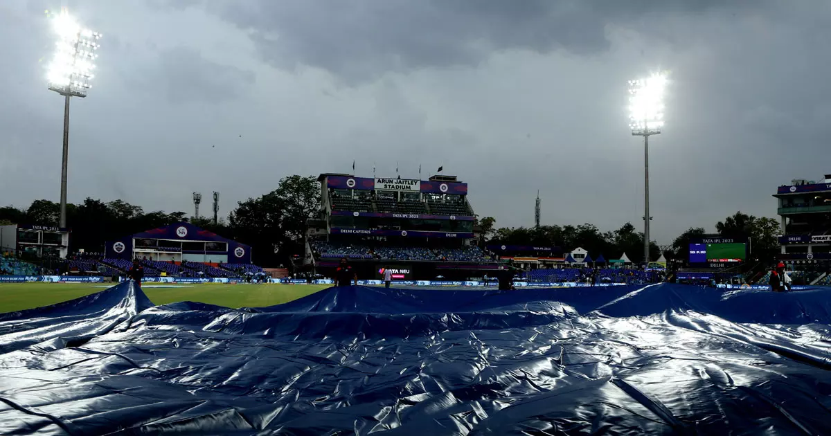 Kolkata Knight Riders vs Delhi Capitals match delayed due to rain
