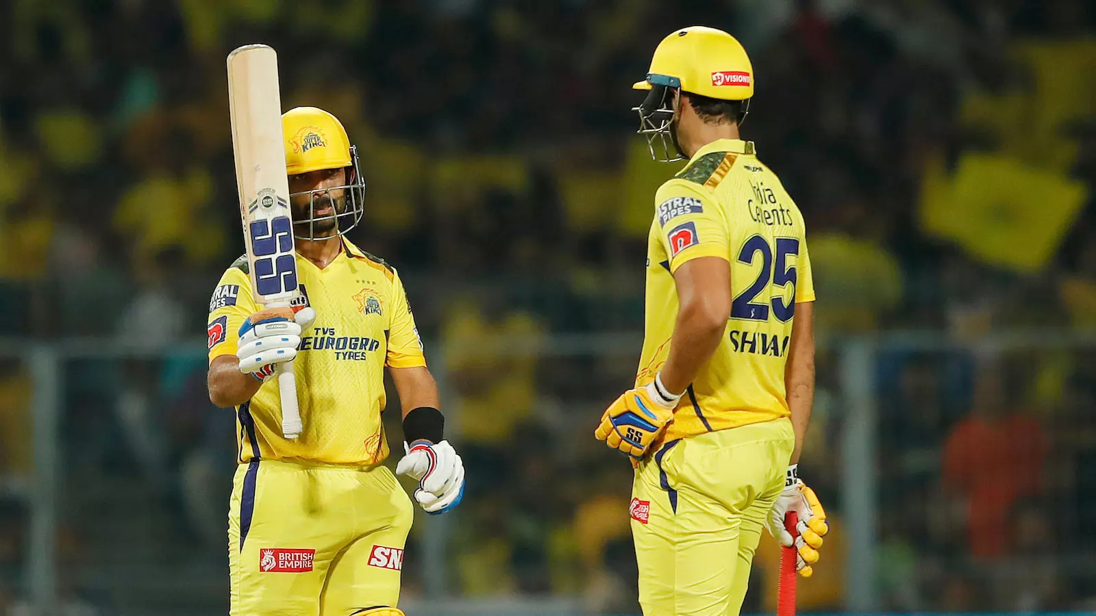 നിറഞ്ഞാടി ചെന്നെെ, കൊൽക്കത്തയ്ക്ക് 236 റൺസിന്റെ വിജയലക്ഷ്യം