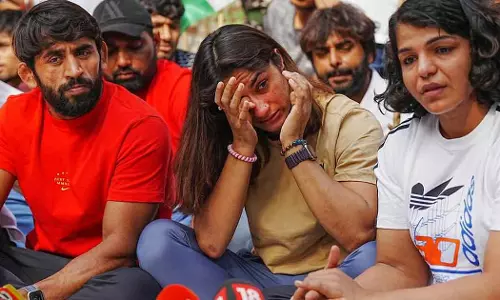 അറസ്റ്റ് ചെയ്യുംവരെ സമരം: ബ്രിജ് ഭൂഷണെതിരെ സുപ്രിംകോടതിയെ സമീപിച്ച് ഗുസ്തി താരങ്ങള്‍