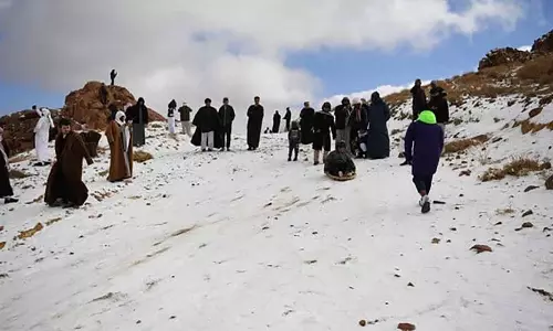 Snow In High ranges of Saudi Arabia, Chance of rain at various places till Thursday