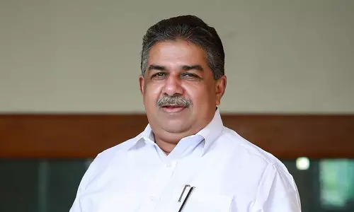 തെളിവ് നൽകിയാൽ നടപടി, സിനമാ മേഖലയിലെ ലഹരി ഉപയോഗം   ഗൗരവകരമായി കാണുന്നു: സജി ചെറിയാന്‍