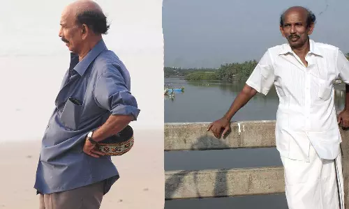 അന്‍റെ ബാപ്പ മൊയ്തീനില്ലേ, ഓന്‍ എന്‍റെ ചങ്ങായിയായിരുന്നു;  ആ കഥകളൊക്കെ നിന്ന നില്‍പ്പില്‍ പറഞ്ഞു