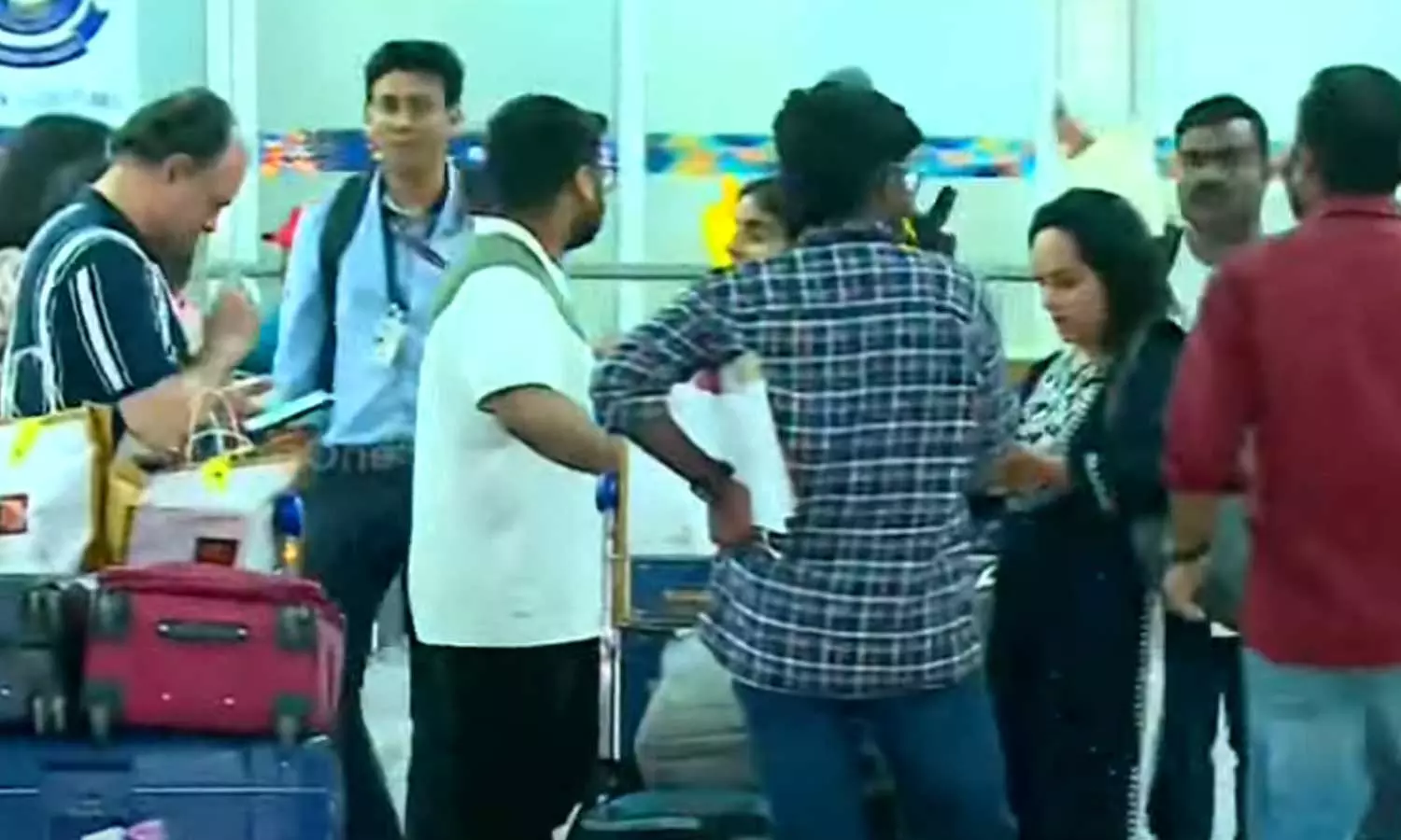 സുഡാനിൽ നിന്നുള്ള കൂടുതൽ ഇന്ത്യക്കാർ ഇന്നെത്തും; ഇന്നലെ എത്തിയ ആദ്യസംഘത്തിൽ 19 മലയാളികൾ