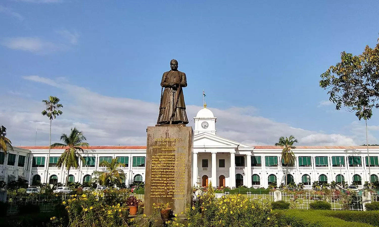 പൊതുഭരണ വകുപ്പിൻ്റെ പിടിമുറുക്കൽ ഉത്തരവിനെതിരെ കടുത്ത എതിർപ്പുമായി സി.പി.ഐ അനുകൂല സംഘടന പൊതുഭരണ വകുപ്പിൻ്റെ പിടിമുറുക്കൽ ഉത്തരവിനെതിരെ കടുത്ത എതിർപ്പുമായി സി.പി.ഐ അനുകൂല സംഘടന